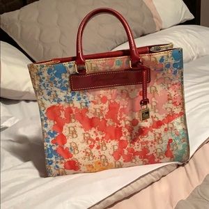 Dooney and Bourke splatter pattern tote bag&wallet